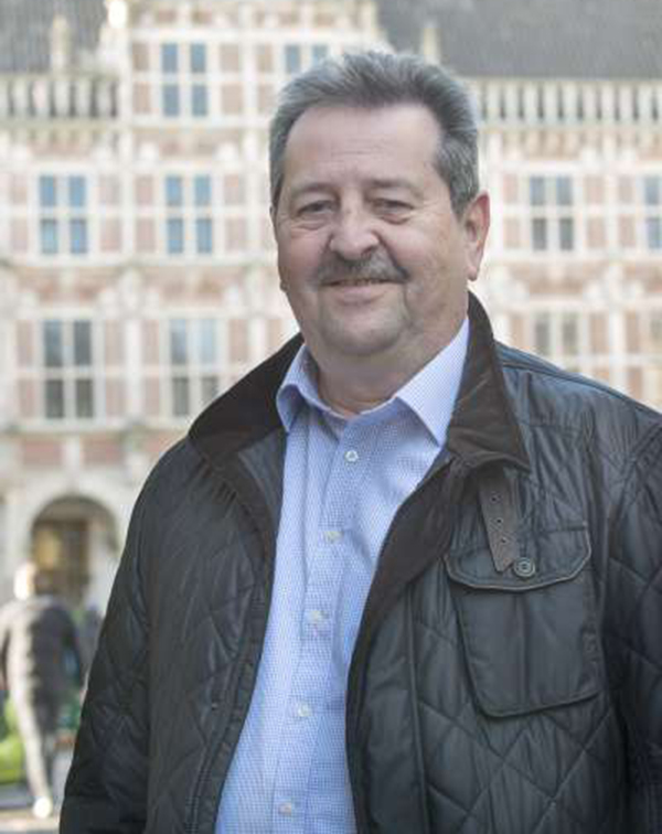 michael-nyenhuis